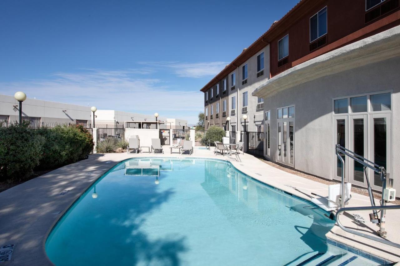 Holiday Inn Express & Suites Tucson By Ihg Exterior foto