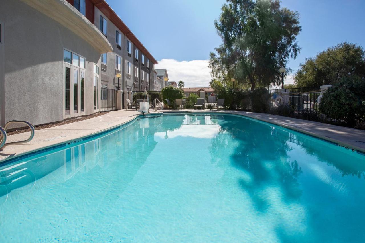 Holiday Inn Express & Suites Tucson By Ihg Exterior foto